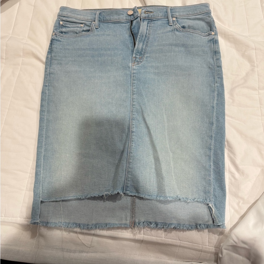 Mother distressed light denim skirt - 32
